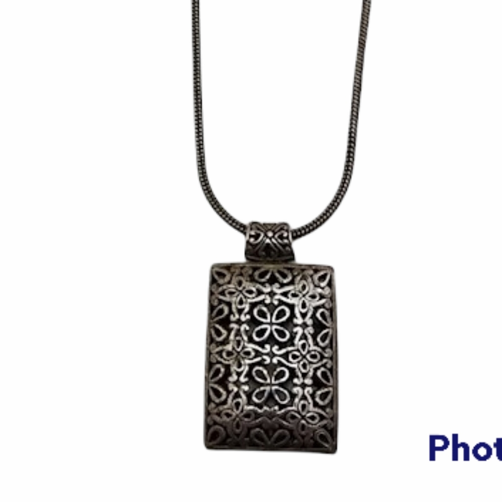 Vintage Sterling Silver Scroll Openwork Pendant & Chain Necklace﻿ 21.1 grams